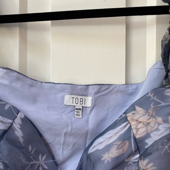 STUNNING TOBI FLORAL CROP TOP - Picture 6 of 6